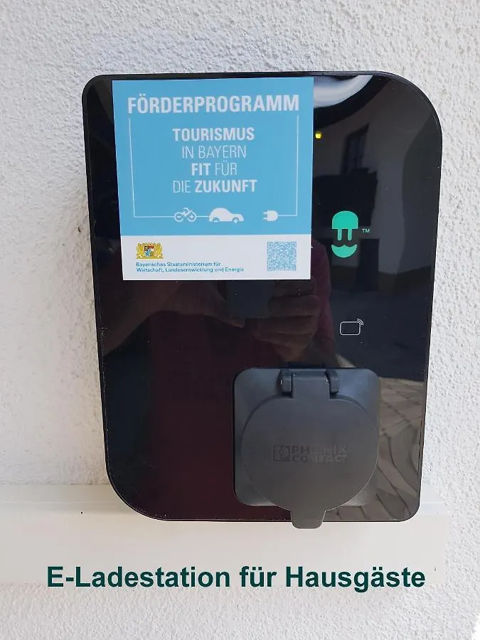 Ferienwohnungen am Hausberg Reit im Winkl 0*,